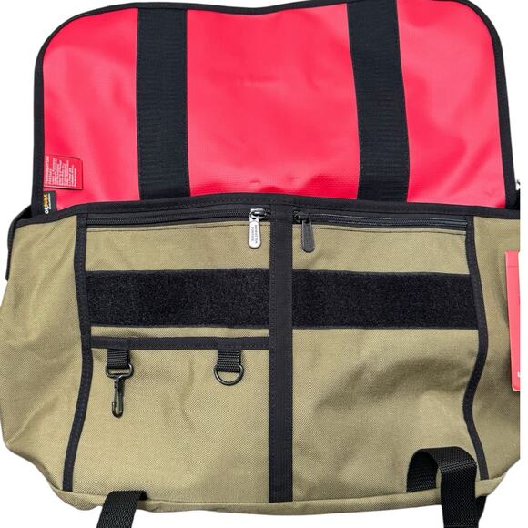 NWT! Free People x Manhattan Portage Kaleidoscope Utility Messenger Bag - Picture 7 of 9